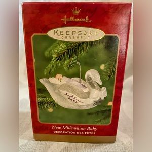 Hallmark Keepsake‎ Ornament 2000 New Millennium Baby In Box